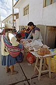 Paucartambo, spontaneous local market